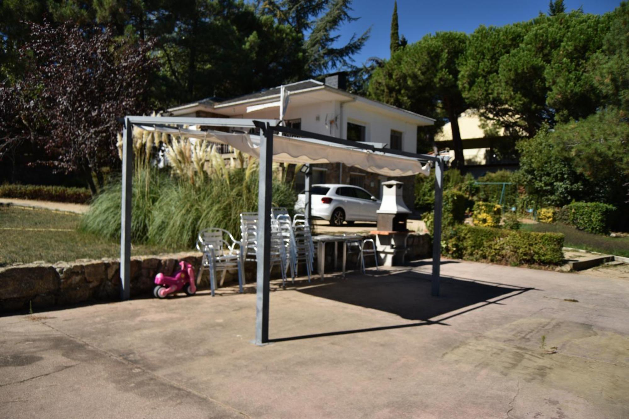 La "Casita" De La Sierra Guest House Guadarrama Exterior photo